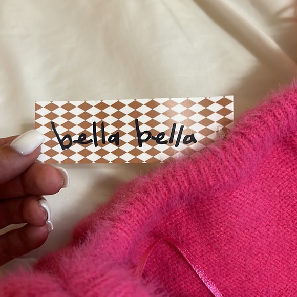 Boutique One Shoulder Sweater - Picture 3 of 5